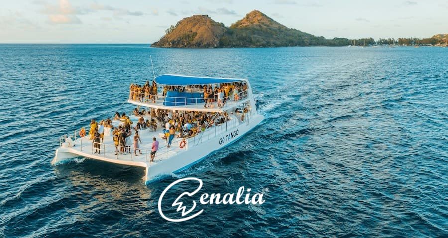 Fiesta vermut en catamaran barcelona catamaran vermut barcelona