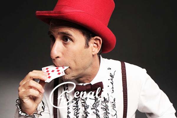 Cena con magia en Barcelona para cumpleaños de adultos Cena con magia en Barcelona para cumpleaños de adultos