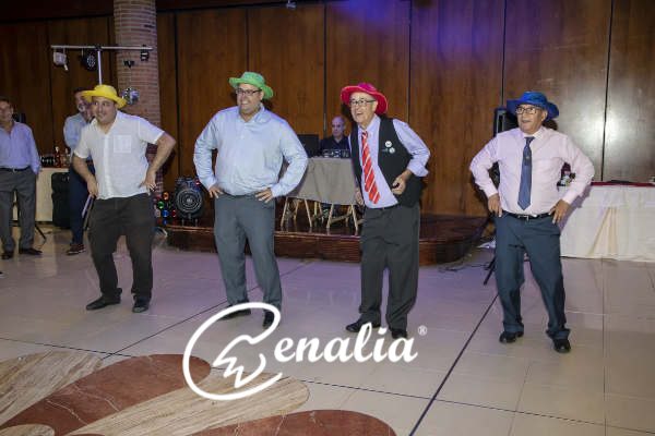 Cena y fiesta de jubilación en Barcelona Cena y fiesta de jubilación en Barcelona